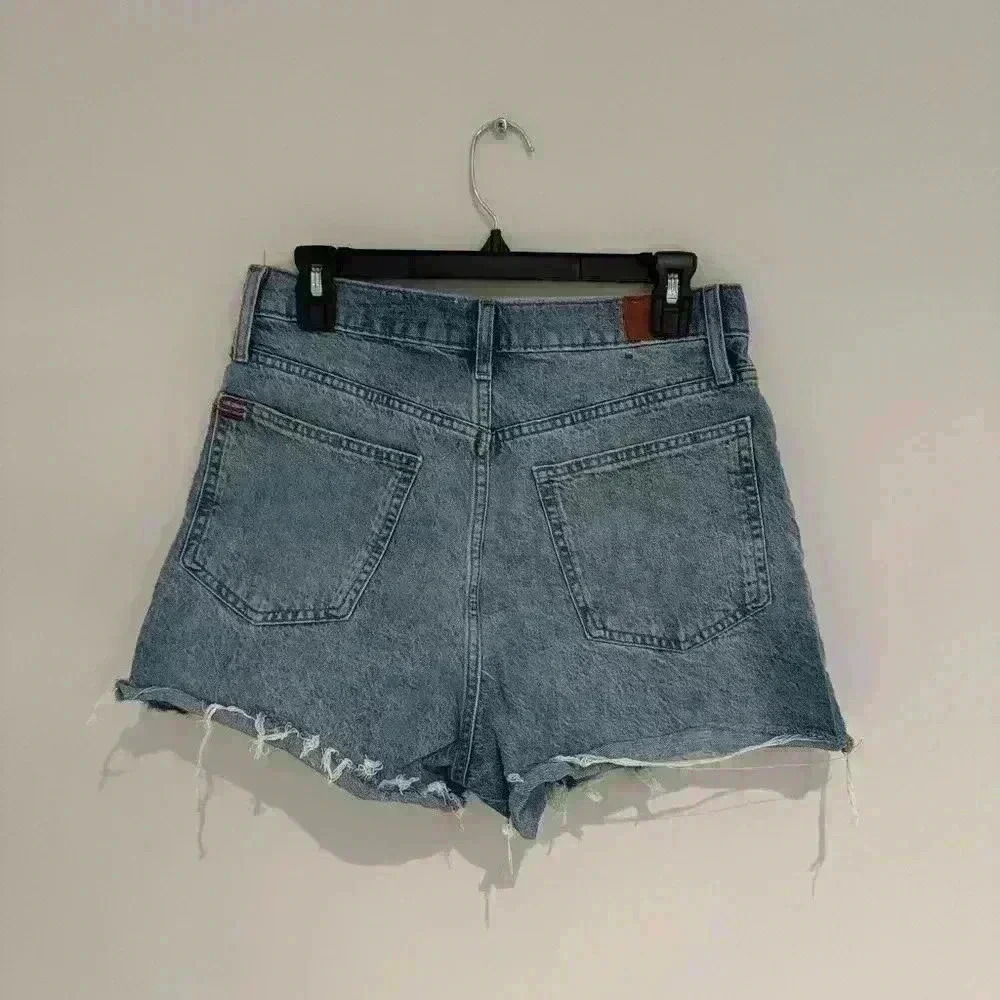 BDG Blue Denim Shorts 30W Like New - Picture 2 of 2
